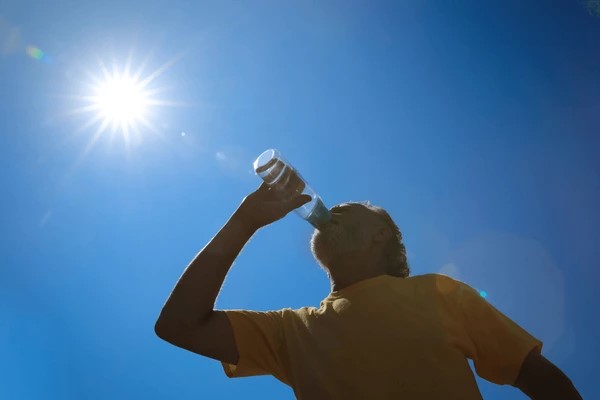 Importance of Drinking Water Availability in Summer & the Need for Conservation